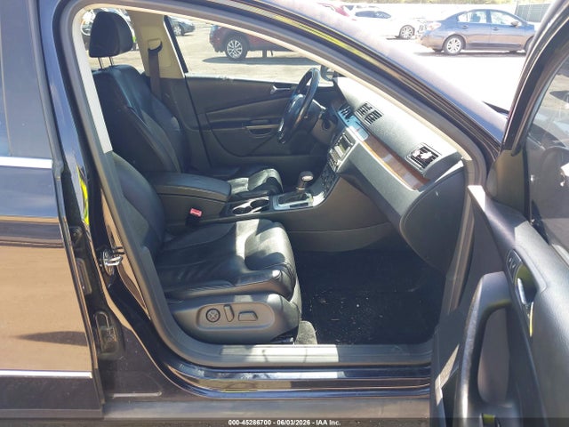 Продажа на аукционе авто 2008 Volkswagen Passat Lux, vin: WVWEK73C58E170691, номер лота: 45286700