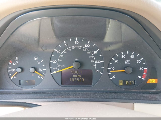 2000 Mercedes-benz E 430 მანქანა იყიდება აუქციონზე, vin: WDBJF70J0YB068690, აუქციონის ნომერი: 45286753