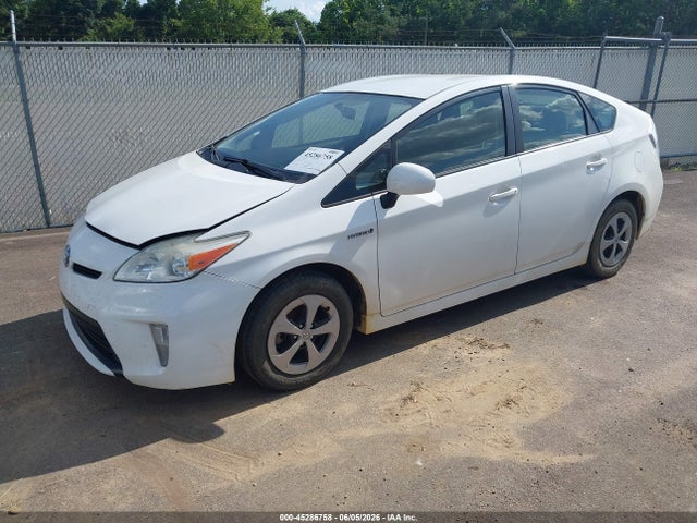 45286758 :رقم المزاد ، JTDKN3DU4F1957615 vin ، 2015 Toyota Prius Three مزاد بيع