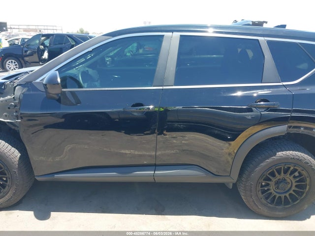 5N1BT3BA0SC839036 Nissan Rogue Sv Fwd