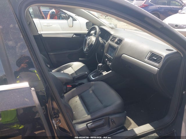 Продажа на аукционе авто 2013 Volkswagen Jetta 2.5l Se, vin: 3VWDP7AJ8DM389015, номер лота: 45286786