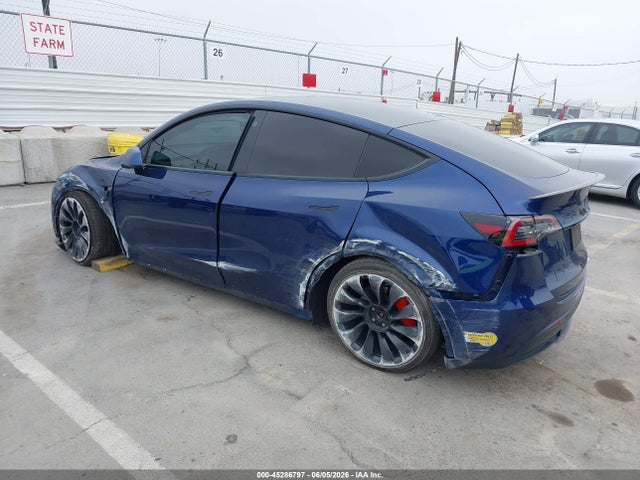 2022 Tesla Model Y Performance Dual Motor All-wheel Drive მანქანა იყიდება აუქციონზე, vin: 7SAYGDEF1NF378133, აუქციონის ნომერი: 45286797