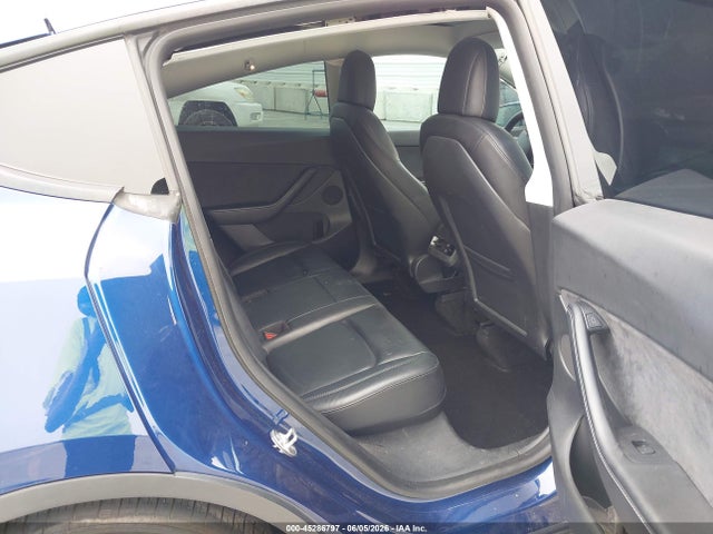 2022 Tesla Model Y Performance Dual Motor All-wheel Drive მანქანა იყიდება აუქციონზე, vin: 7SAYGDEF1NF378133, აუქციონის ნომერი: 45286797