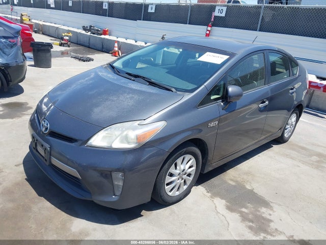 45286856 :رقم المزاد ، JTDKN3DP5D3034216 vin ، 2013 Toyota Prius Plug-in مزاد بيع
