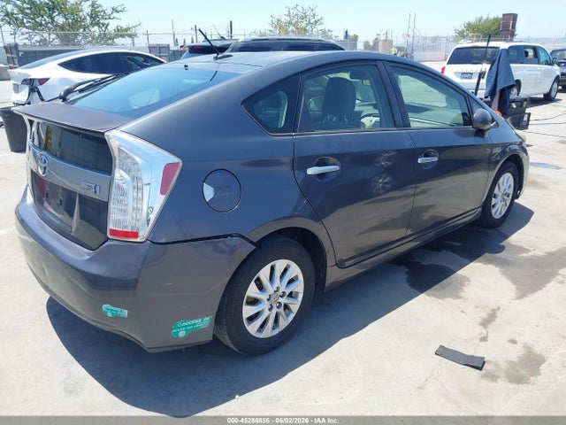 45286856 :رقم المزاد ، JTDKN3DP5D3034216 vin ، 2013 Toyota Prius Plug-in مزاد بيع
