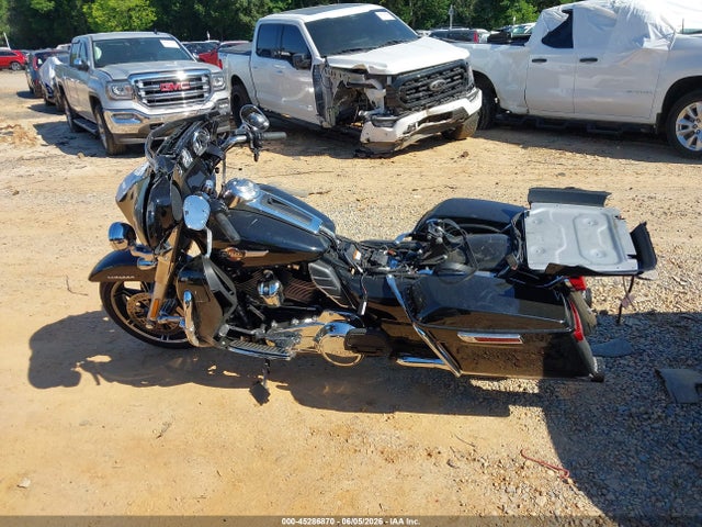 Harley-Davidson FLHTK 2023 1HD1KEF18PB603870 Image 13