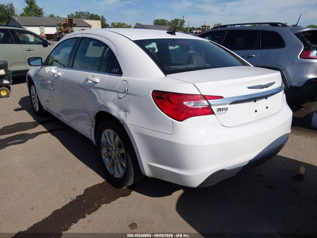Продаж на аукціоні авто 2012 Chrysler 200 Touring, vin: 1C3CCBBB3CN277994, номер лоту: 45286894