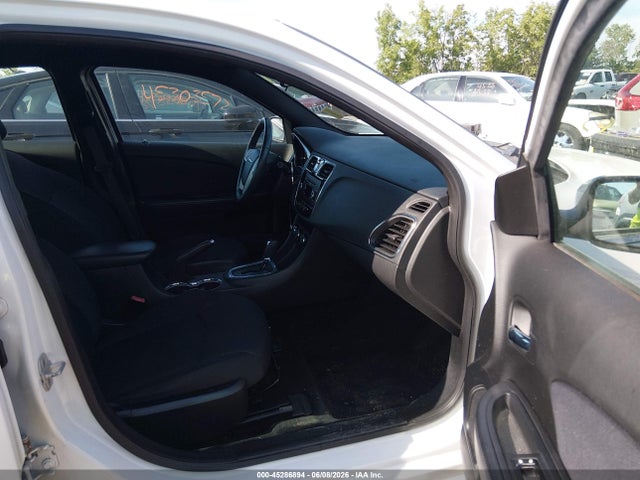 Продаж на аукціоні авто 2012 Chrysler 200 Touring, vin: 1C3CCBBB3CN277994, номер лоту: 45286894