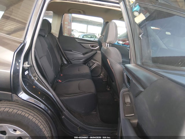 Subaru Forester 2019 JF2SKACC9KH482424 Image 8