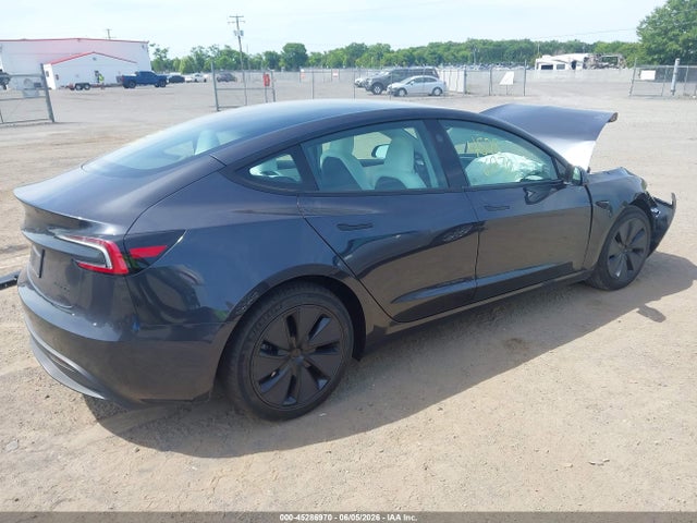 Tesla Model 3 Premium All-wheel Drive 2026 5YJ3E1EB3TF131640 Image 4