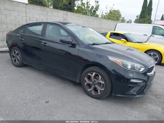 KIA Forte Lxs 2019 3KPF24ADXKE016908 zdjęcie główne