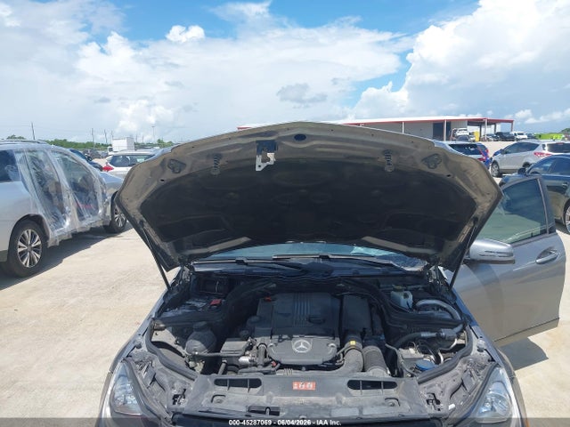 Mercedes-Benz C 250 2014 WDDGF4HB2EG210338 Image 10
