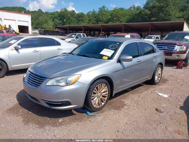 2013 Chrysler 200 Lx მანქანა იყიდება აუქციონზე, vin: 1C3CCBAB3DN685771, აუქციონის ნომერი: 45287072