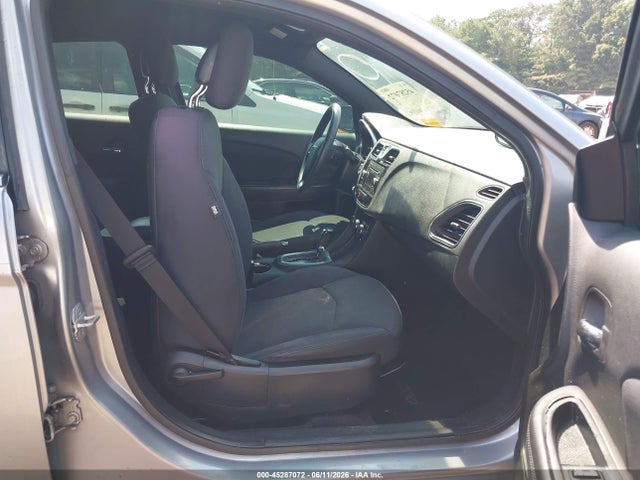 2013 Chrysler 200 Lx მანქანა იყიდება აუქციონზე, vin: 1C3CCBAB3DN685771, აუქციონის ნომერი: 45287072