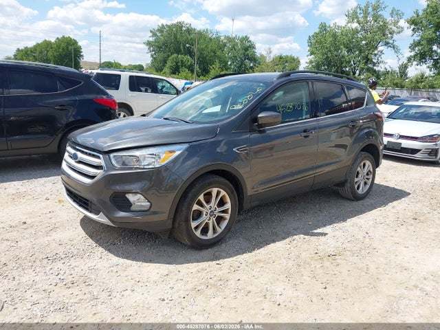 45287076 :رقم المزاد ، 1FMCU0GD5JUD42852 vin ، 2018 Ford Escape Se مزاد بيع