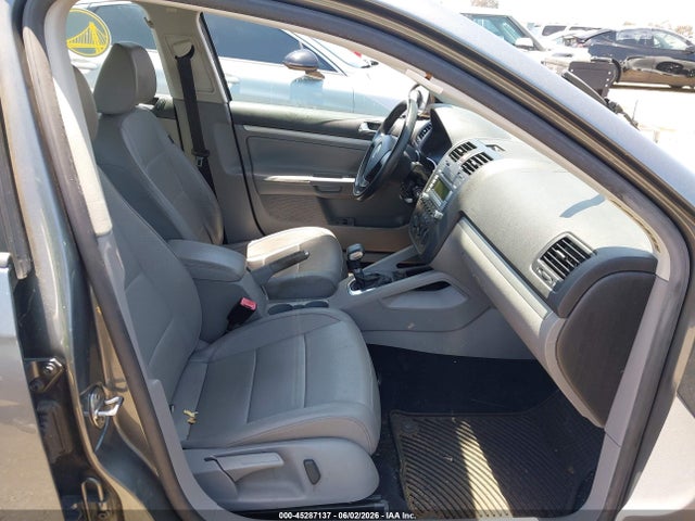 45287137 :رقم المزاد ، 3VWRA71K59M047447 vin ، 2009 Volkswagen Jetta Wolfsburg Edition مزاد بيع