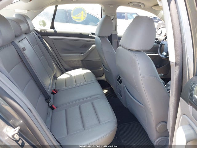 45287137 :رقم المزاد ، 3VWRA71K59M047447 vin ، 2009 Volkswagen Jetta Wolfsburg Edition مزاد بيع