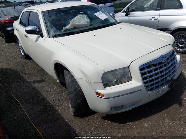 45287170 :رقم المزاد ، 2C3CA4CD9AH123183 vin ، 2010 Chrysler 300 Touring مزاد بيع