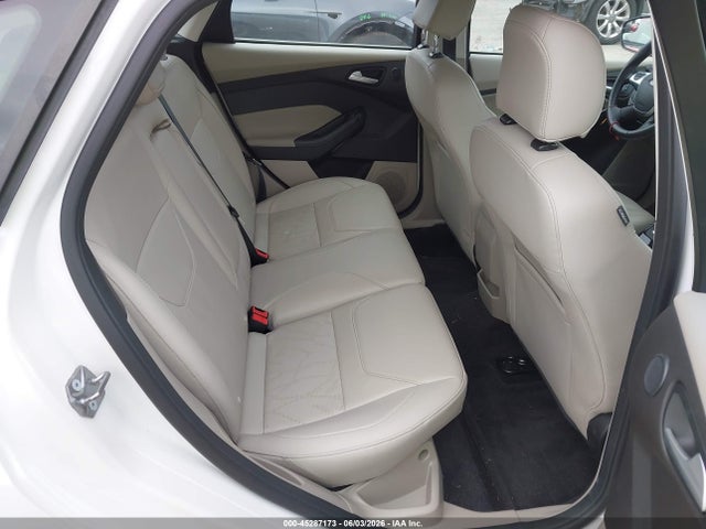Ford FOCUS ELECTRIC 2017 1FADP3R48HL255483 Image 8