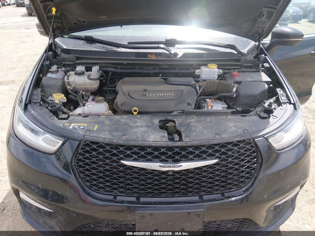 Chrysler Pacifica Hybrid Touring L 2023 2C4RC1L73PR575643 Image 10