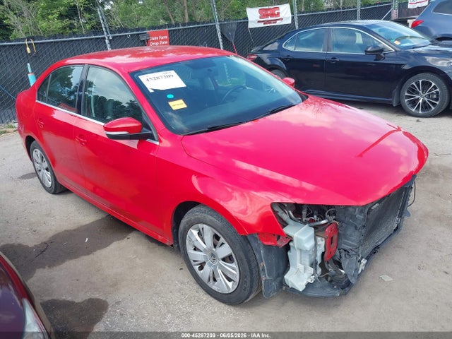 2013 Volkswagen Jetta 2.5l Se მანქანა იყიდება აუქციონზე, vin: 3VWBP7AJ3DM385980, აუქციონის ნომერი: 45287209