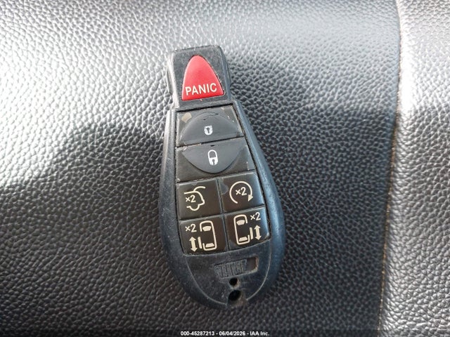 2C4RDGCG8JR223021 Dodge Grand Caravan Sxt