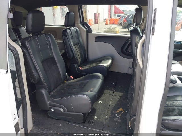 2C4RDGCG8JR223021 Dodge Grand Caravan Sxt