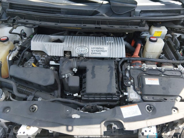 JTDKN3DU4F1960773 Toyota Prius One