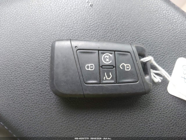 45287279 :رقم المزاد ، 3VWE57BU0KM259505 vin ، 2019 Volkswagen Jetta 1.4t Sel مزاد بيع