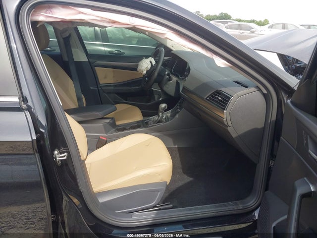 45287279 :رقم المزاد ، 3VWE57BU0KM259505 vin ، 2019 Volkswagen Jetta 1.4t Sel مزاد بيع