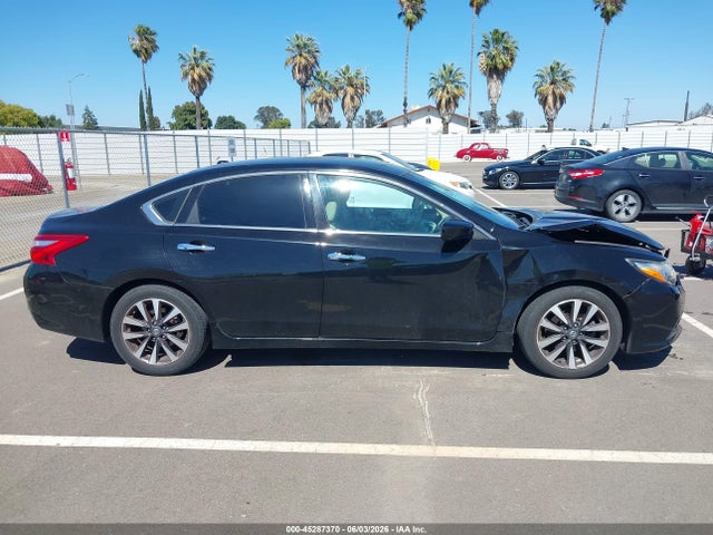 1N4AL3AP1HC188598 Nissan Altima 2.5 Sv