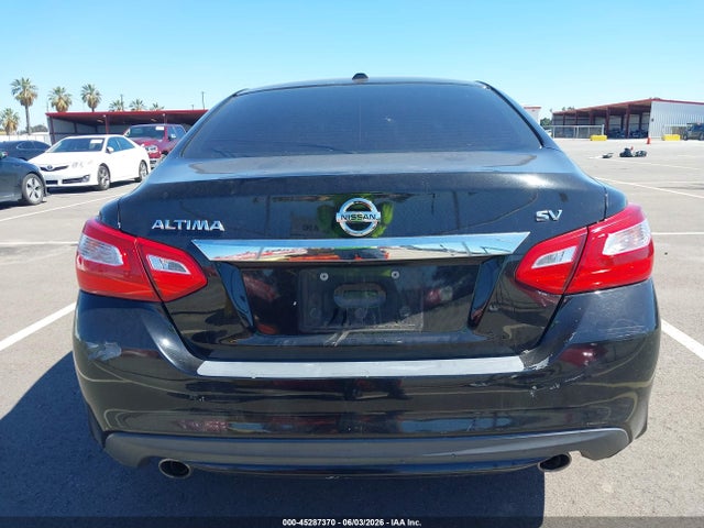 1N4AL3AP1HC188598 Nissan Altima 2.5 Sv