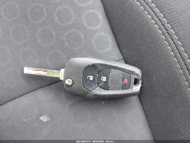 3GNCJKSB1LL161945 Chevrolet Trax Fwd Ls