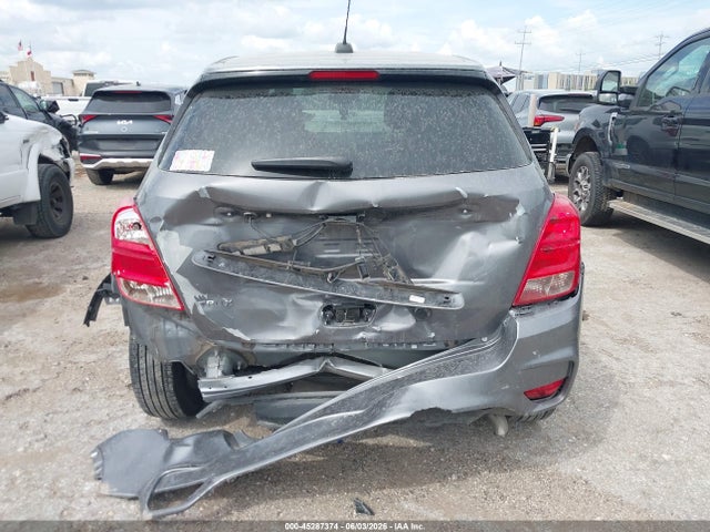 3GNCJKSB1LL161945 Chevrolet Trax Fwd Ls