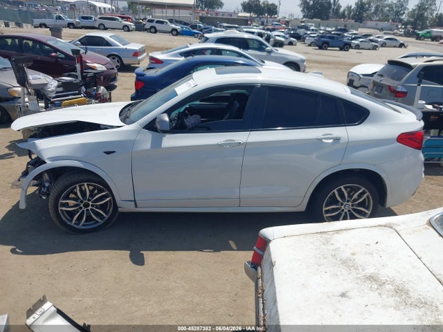 BMW X4 M40i 2018 5UXXW7C58J0W65449 Image 15