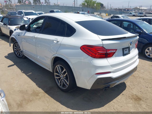 BMW X4 M40i 2018 5UXXW7C58J0W65449 Image 3