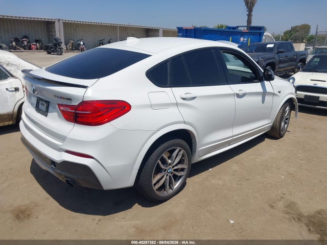 BMW X4 M40i 2018 5UXXW7C58J0W65449 Image 4