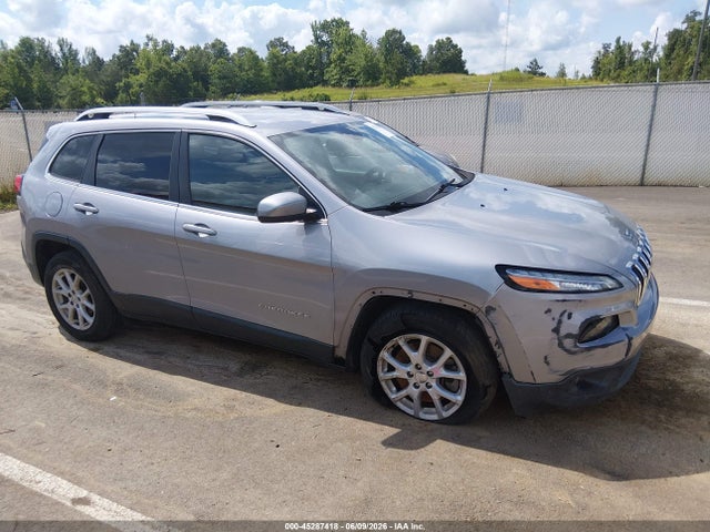 2018 Jeep Cherokee Latitude Fwd მანქანა იყიდება აუქციონზე, vin: 1C4PJLCB3JD566318, აუქციონის ნომერი: 45287418