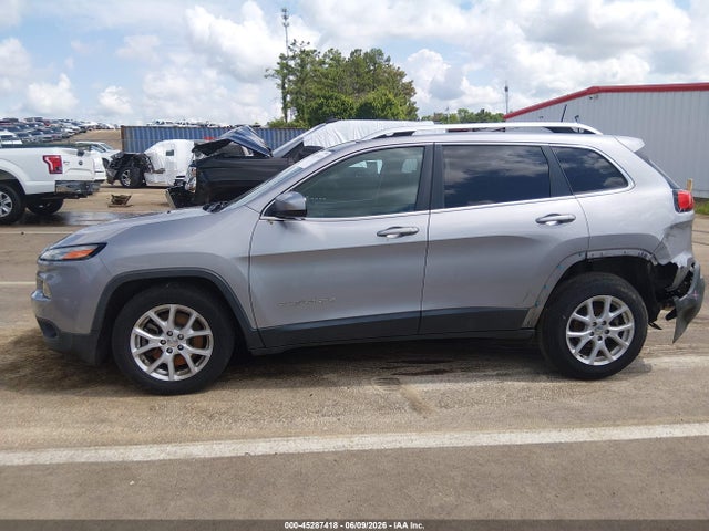 2018 Jeep Cherokee Latitude Fwd მანქანა იყიდება აუქციონზე, vin: 1C4PJLCB3JD566318, აუქციონის ნომერი: 45287418