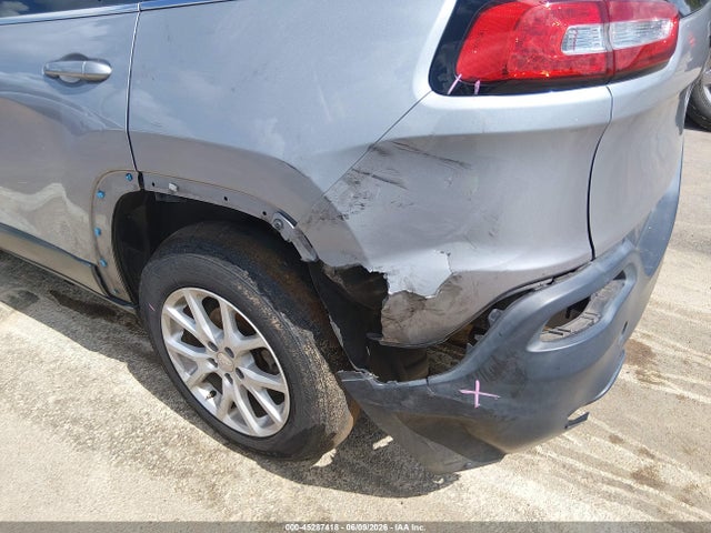 2018 Jeep Cherokee Latitude Fwd მანქანა იყიდება აუქციონზე, vin: 1C4PJLCB3JD566318, აუქციონის ნომერი: 45287418