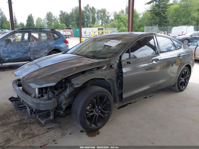 Ford FUSION SE 2019 3FA6P0HD3KR136256 Image 2