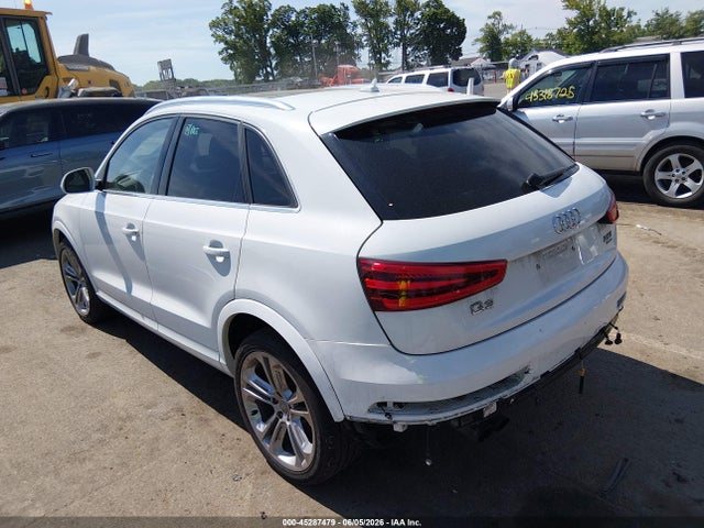 2015 Audi Q3 2.0t Premium Plus მანქანა იყიდება აუქციონზე, vin: WA1GFCFS6FR003832, აუქციონის ნომერი: 45287479