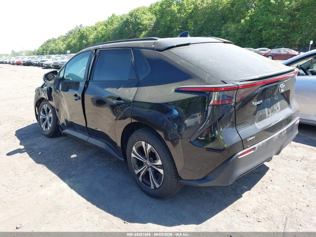 Toyota BZ4X XLE 2025 JTMAAAAAXSA073369 Image 3