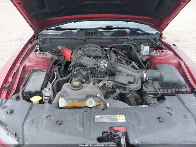 45287502 :رقم المزاد ، 1ZVBP8AM8E5269584 vin ، 2014 Ford Mustang V6 مزاد بيع