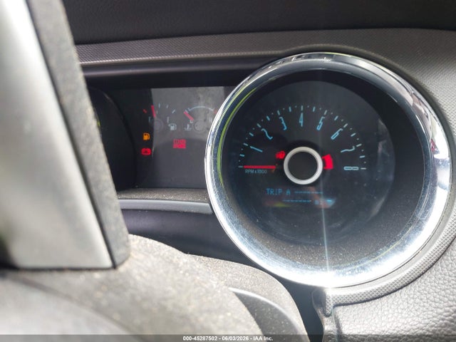 45287502 :رقم المزاد ، 1ZVBP8AM8E5269584 vin ، 2014 Ford Mustang V6 مزاد بيع