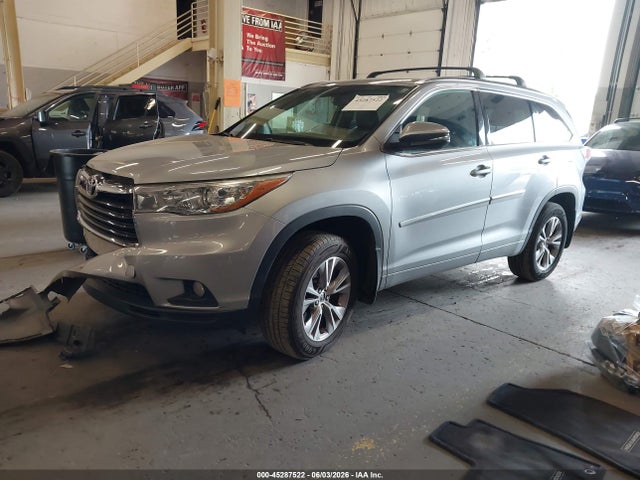 Toyota Highlander Xle V6 2015 5TDJKRFH1FS192731 Image 2