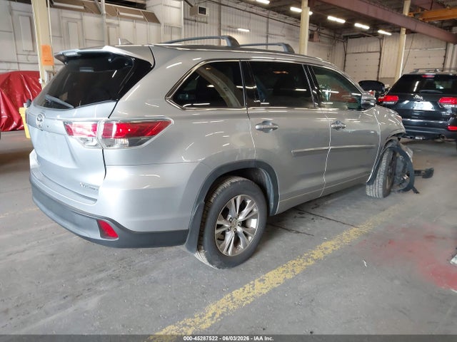 Toyota Highlander Xle V6 2015 5TDJKRFH1FS192731 Image 4
