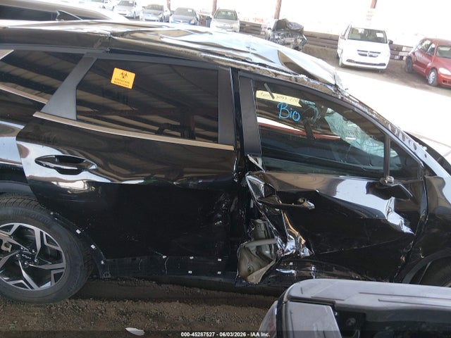 KNDPU3AF1P7035705 KIA Sportage Lx