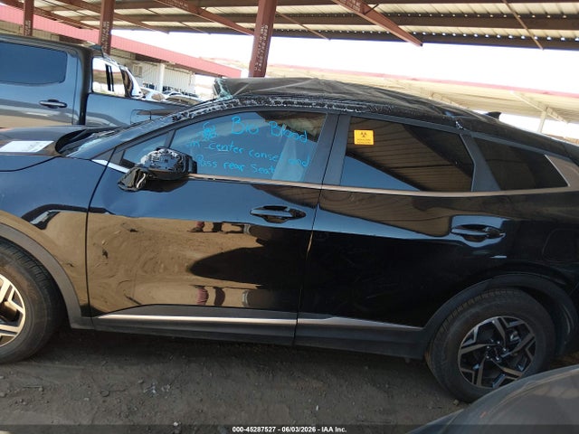 KNDPU3AF1P7035705 KIA Sportage Lx