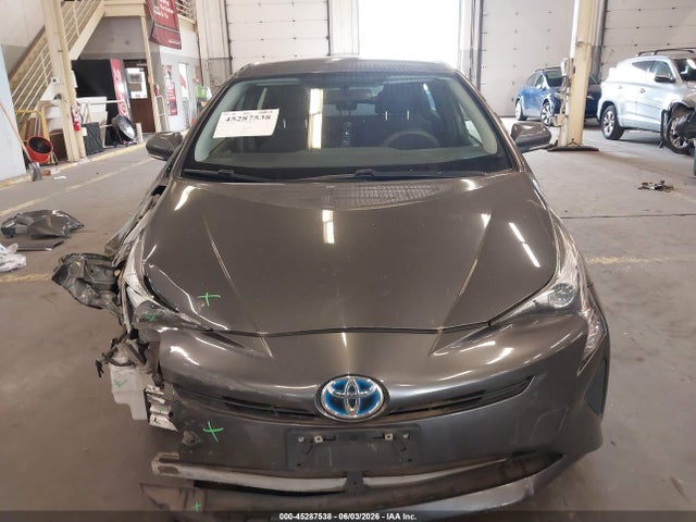 Toyota Prius Two 2016 JTDKBRFU0G3005919 Image 13